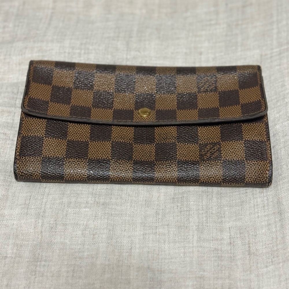 Louis Vuitton Damier Ebene Long Wallet